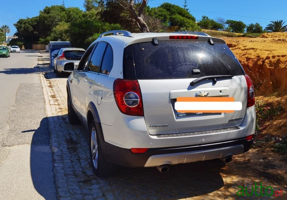 2011' Chevrolet Captiva photo #1