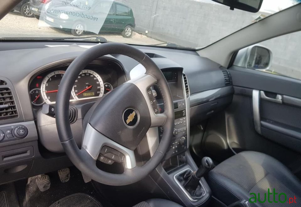 2007' Chevrolet Captiva photo #6