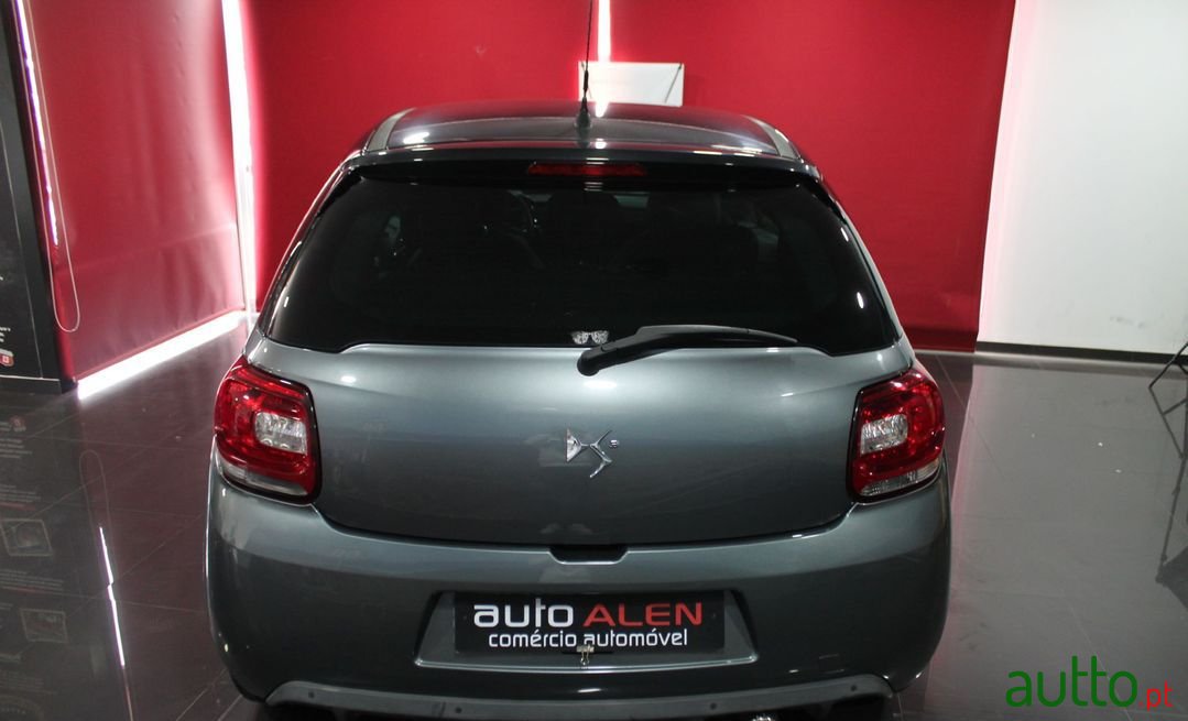 2010' Citroen DS3 photo #5