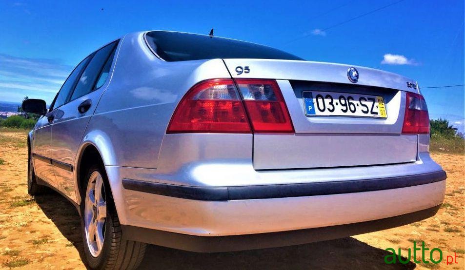2002' Saab 9-5 photo #1