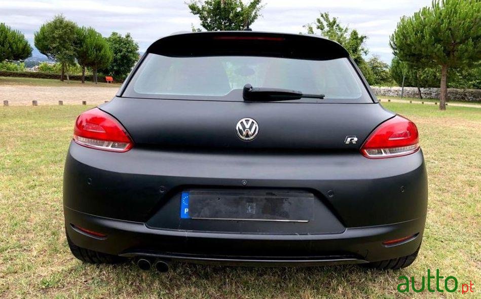 2009' Volkswagen Scirocco photo #2