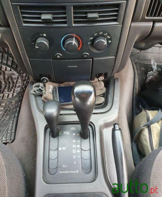 2000' Jeep Grand Cherokee photo #4