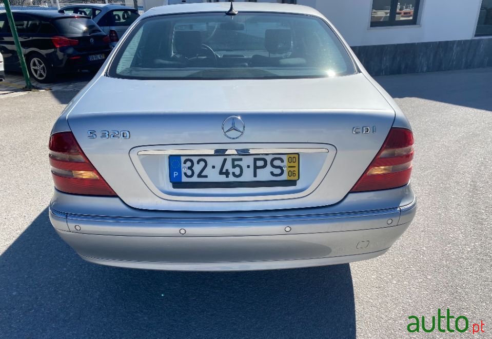 2000' Mercedes-Benz S 320 photo #3