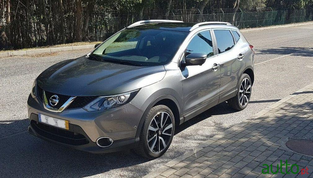 2014' Nissan Qashqai 1.6 dCi Tekna J19 photo #3