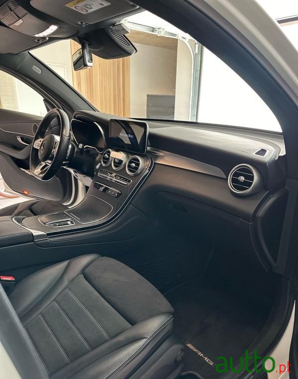 2020' Mercedes-Benz GLC 300 photo #1