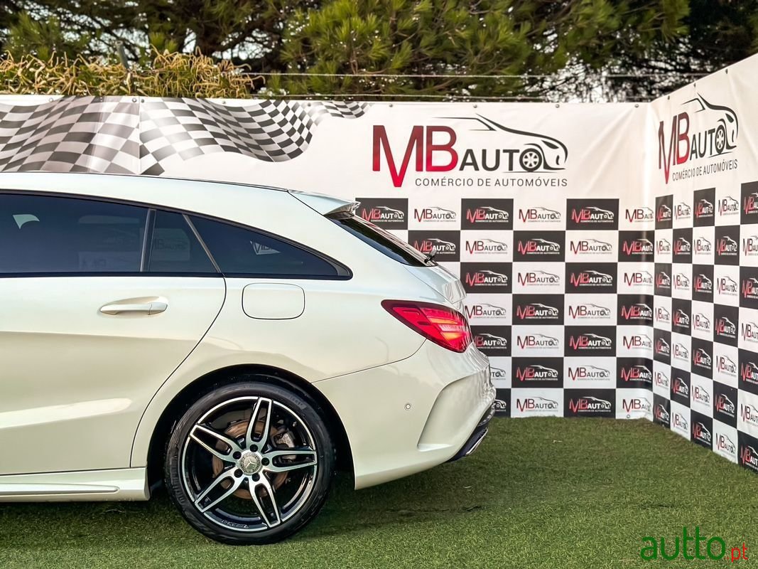 2016' Mercedes-Benz Cla-180 photo #3