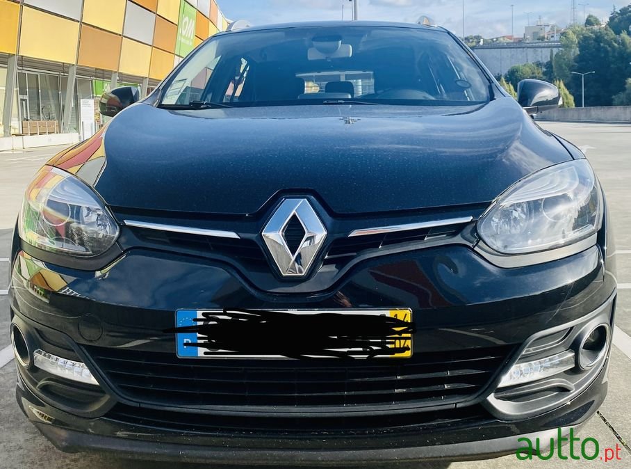 2014' Renault Megane Sport Tourer photo #2