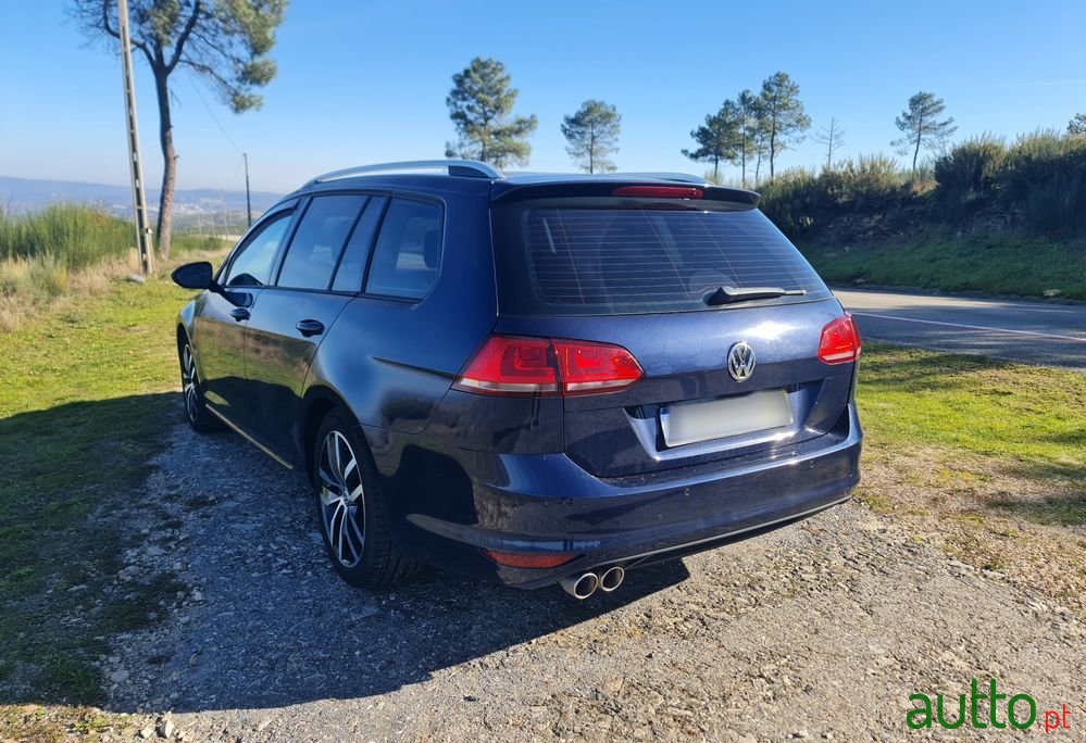 2014' Volkswagen Golf Variant photo #2