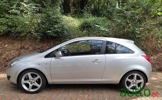 2008' Opel Corsa photo #3