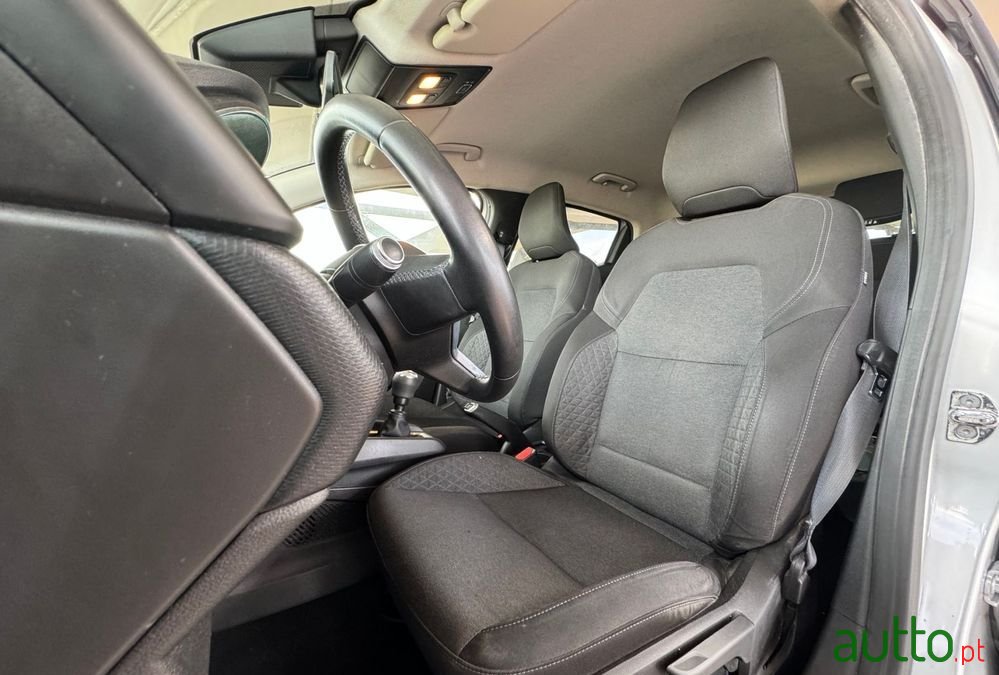 2020' Renault Clio 1.5 Blue Dci Intens photo #3