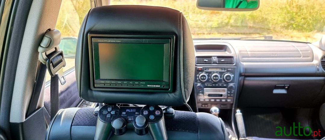 2003' Lexus Is-200 photo #4