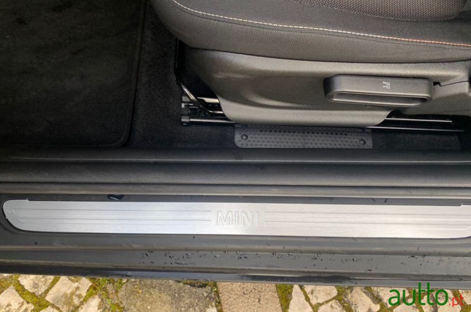 2019' MINI One D Garantia Total 2024 photo #2