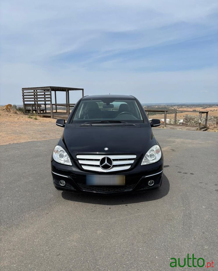 2010' Mercedes-Benz Classe B Cdi Autotronic photo #2