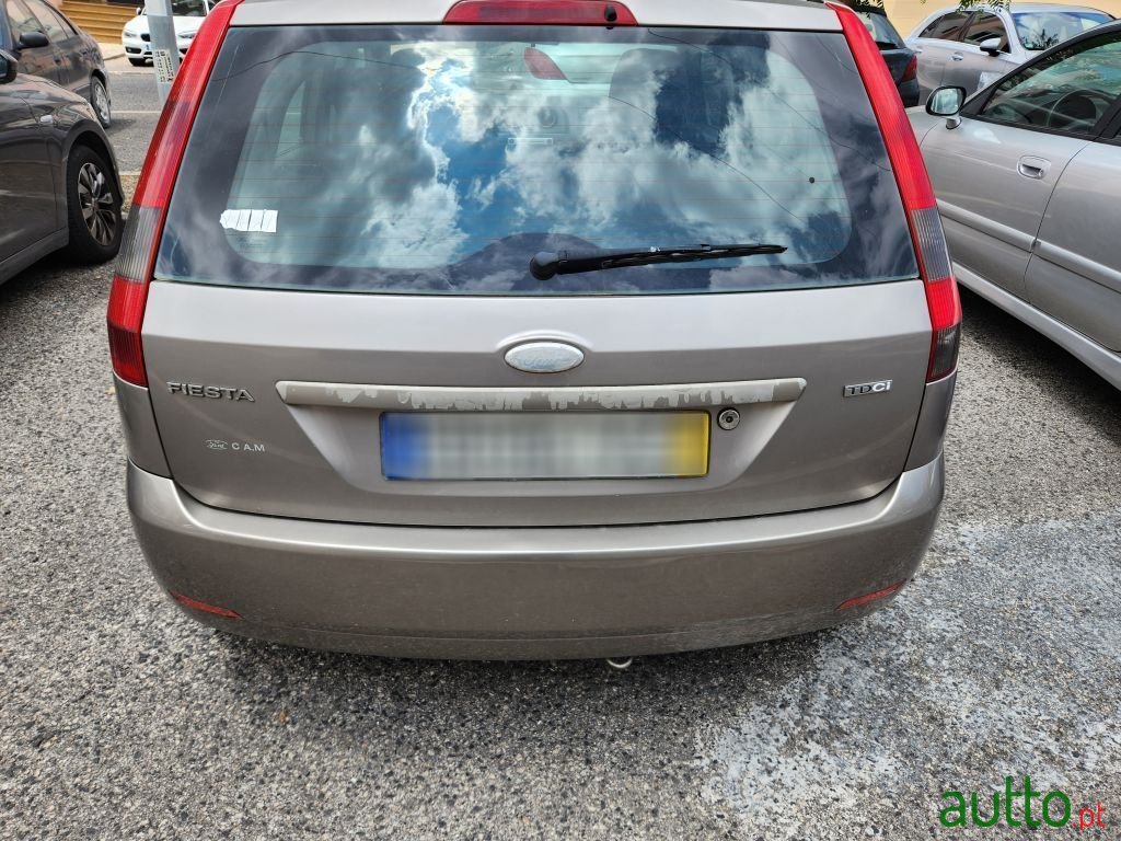 2004' Ford Fiesta photo #5