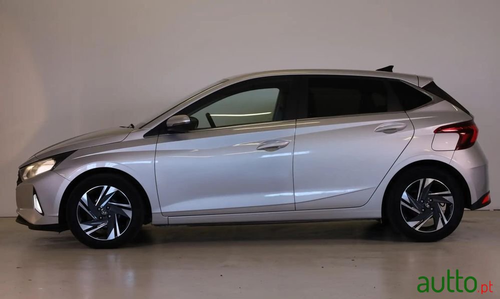 2021' Hyundai i20 1.2 Comfort photo #3
