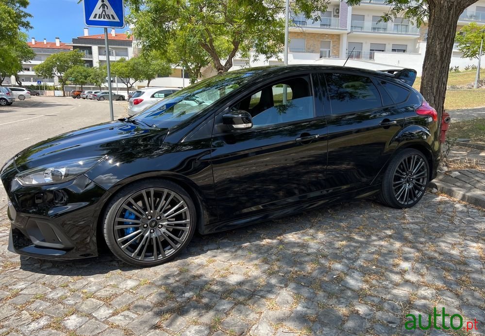 2016' Ford Focus photo #1