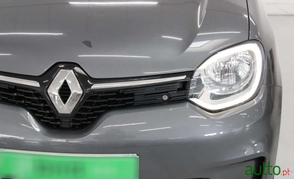 2021' Renault Twingo Electric Life photo #4