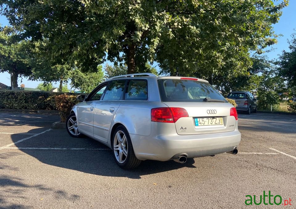 2005' Audi A4 Avant photo #4