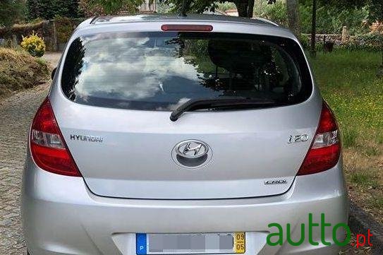2009' Hyundai i20 1.4 Crdi photo #1