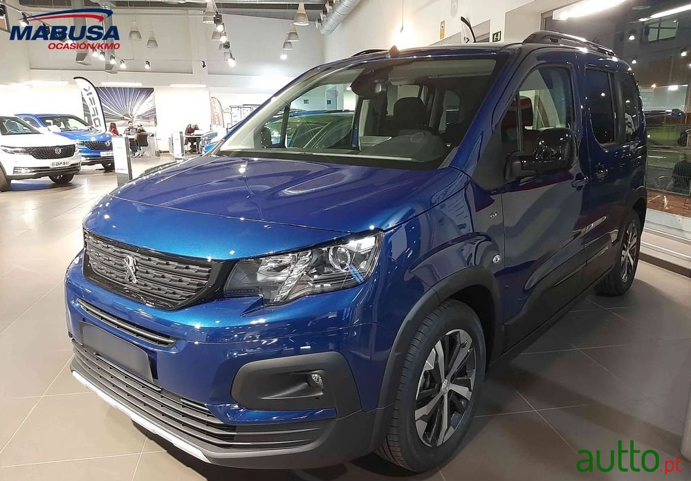 2023' Peugeot e-Rifter L1 Gt photo #1