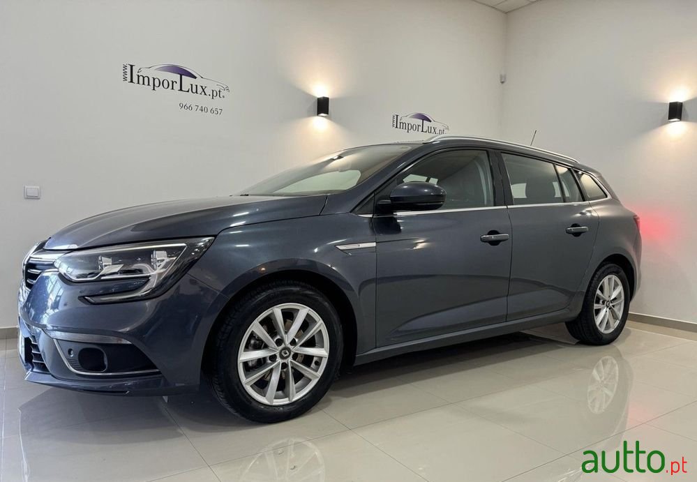 2017' Renault Mégane Sport Tourer photo #1