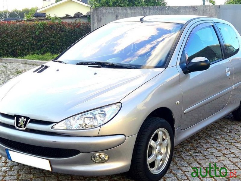 2003' Peugeot 206 1.4 Hdi Xt photo #3