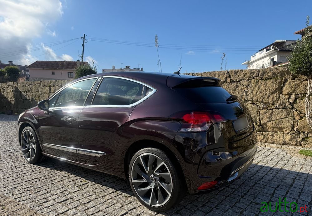 2015' DS Automobiles Ds4 1.6 Thp Sport Chic photo #6