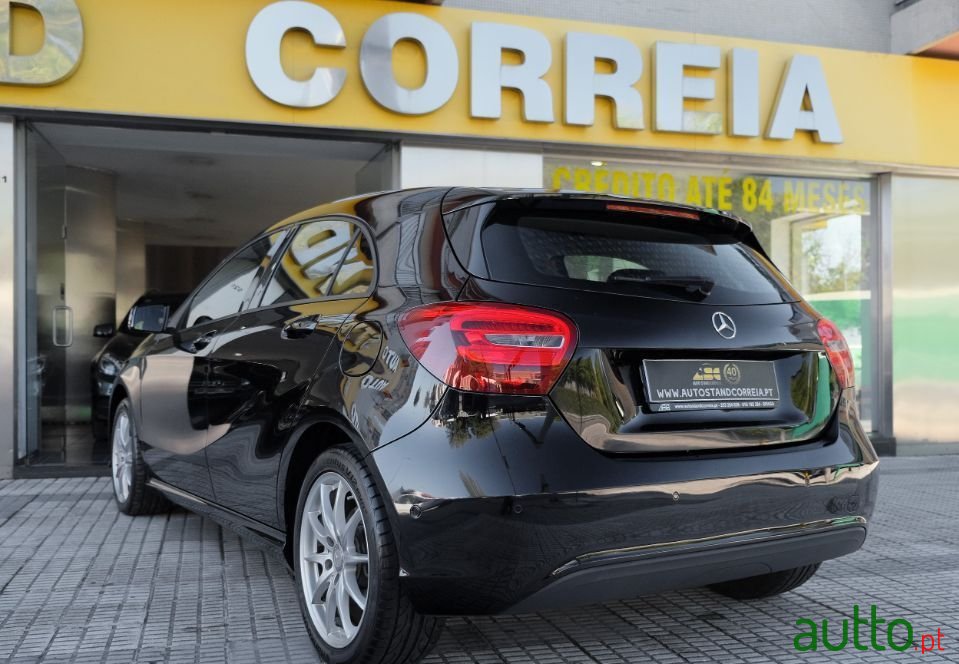 2017' Mercedes-Benz A-160 photo #3