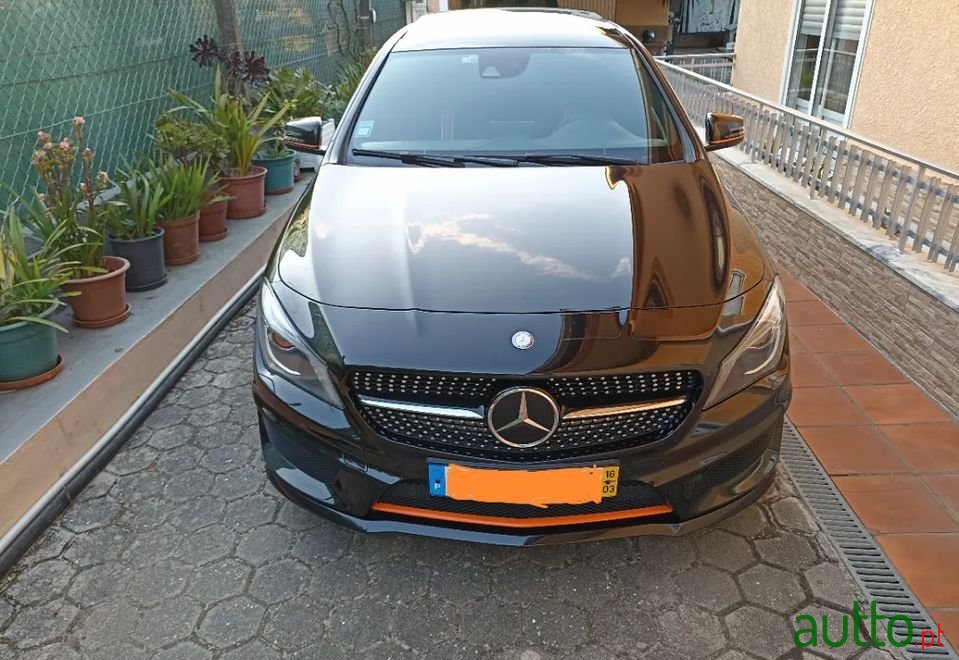 2016' Mercedes-Benz 220 photo #1