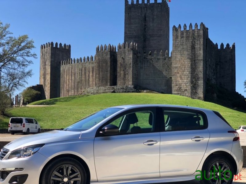 2018' Peugeot 308 photo #1