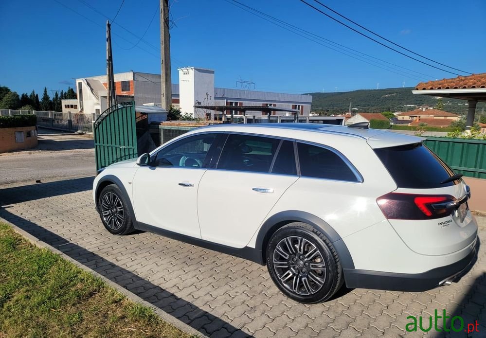 2015' Opel Insignia Sports Tourer photo #1