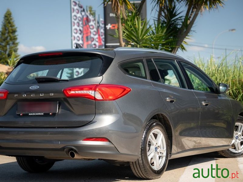 2020' Ford Focus Sw photo #5