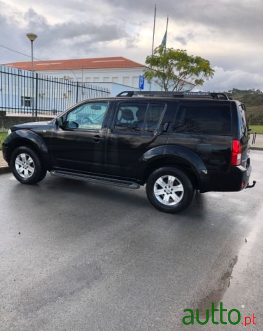 2006' Nissan Pathfinder photo #1