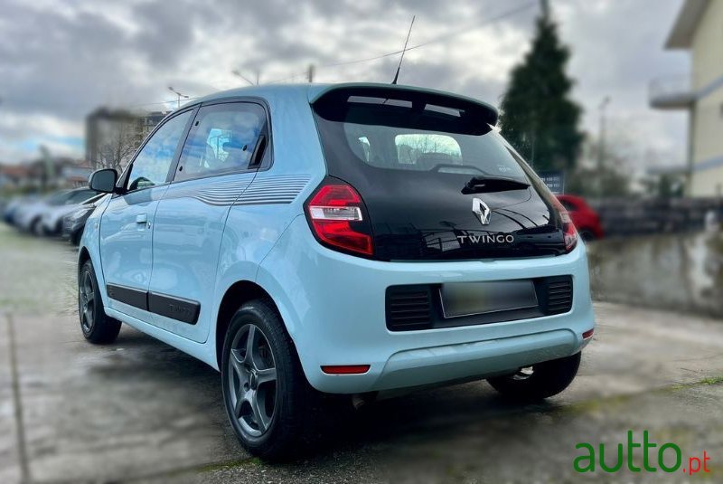 2014' Renault Twingo photo #3