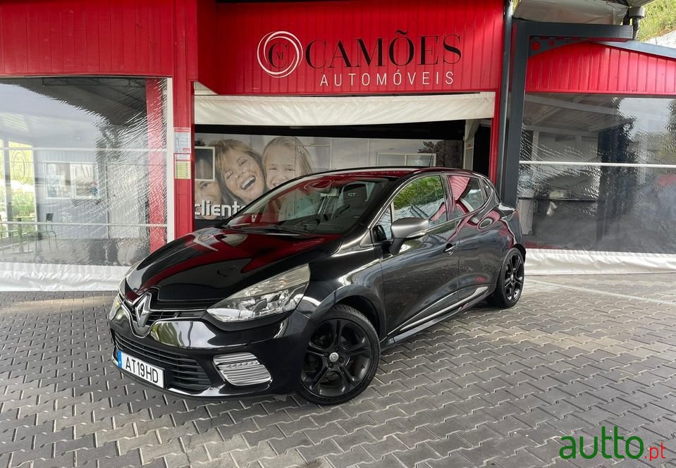 2013' Renault Clio photo #1