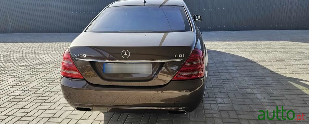 2010' Mercedes-Benz 350 photo #5