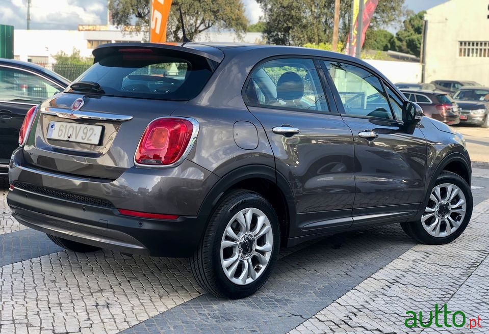 2016' Fiat 500X photo #2