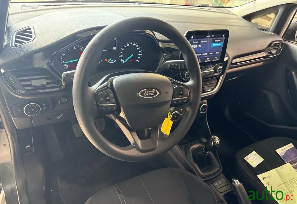 2020' Ford Fiesta photo #6