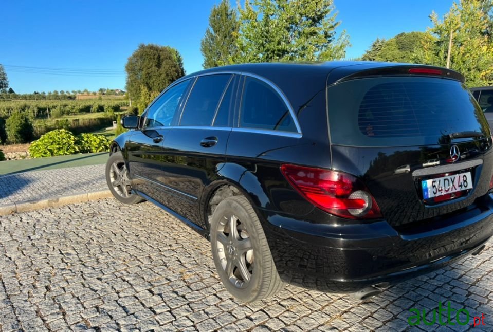 2006' Mercedes-Benz R-320 photo #4