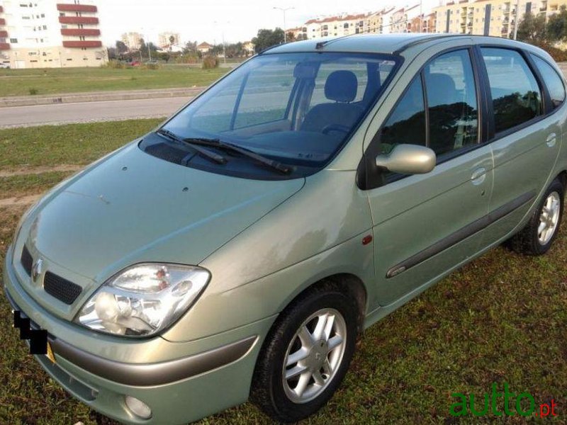 2002' Renault Scenic 1.9 Dci Conquest photo #1