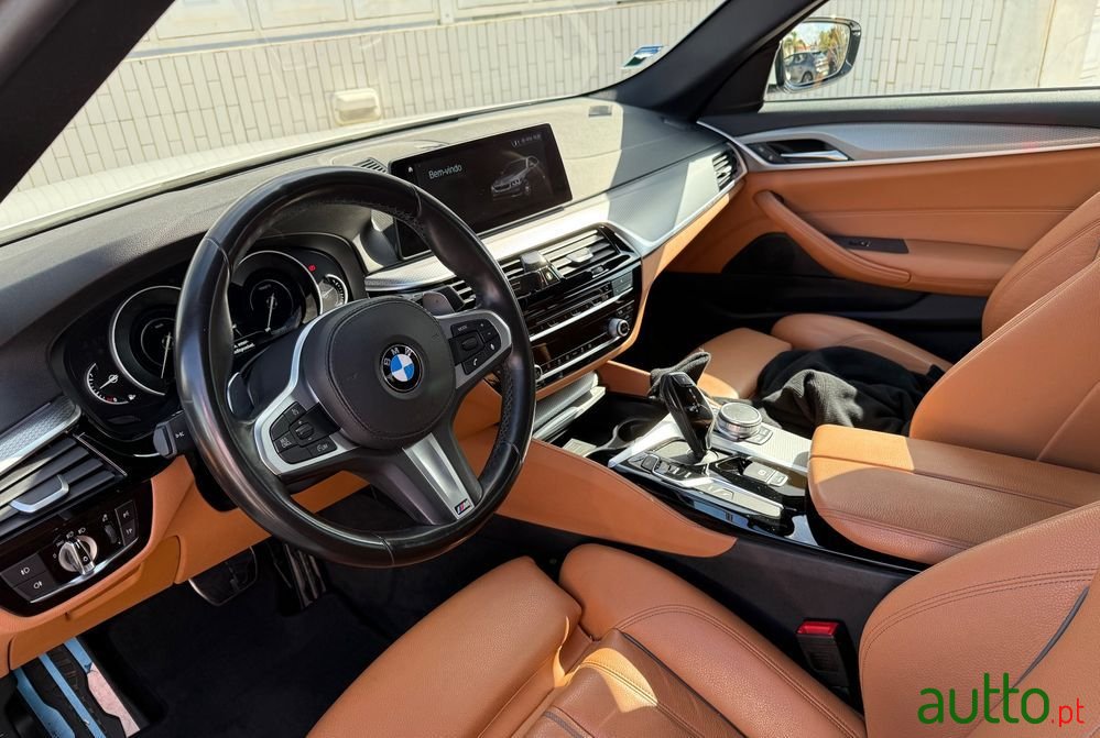 2019' BMW Série 5 E Iperformance photo #4