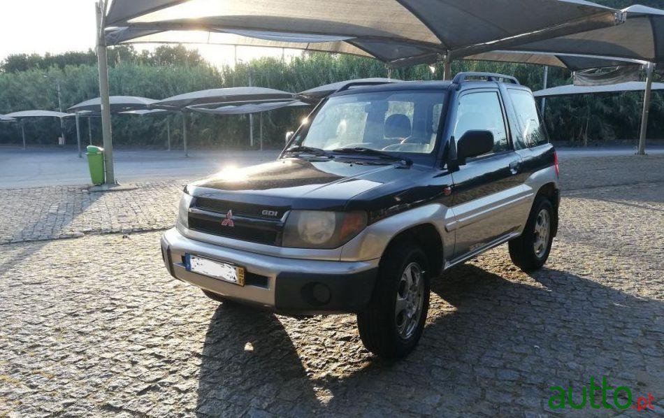 2000' Mitsubishi Pajero Pinin photo #3