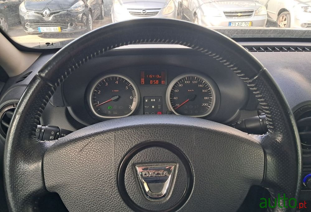 2011' Dacia Duster photo #5