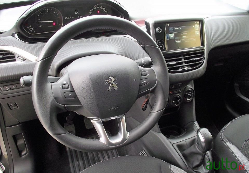 2016' Peugeot 208 photo #4
