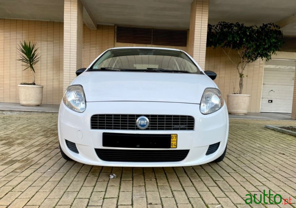 2007' Fiat Grande Punto Sport photo #2