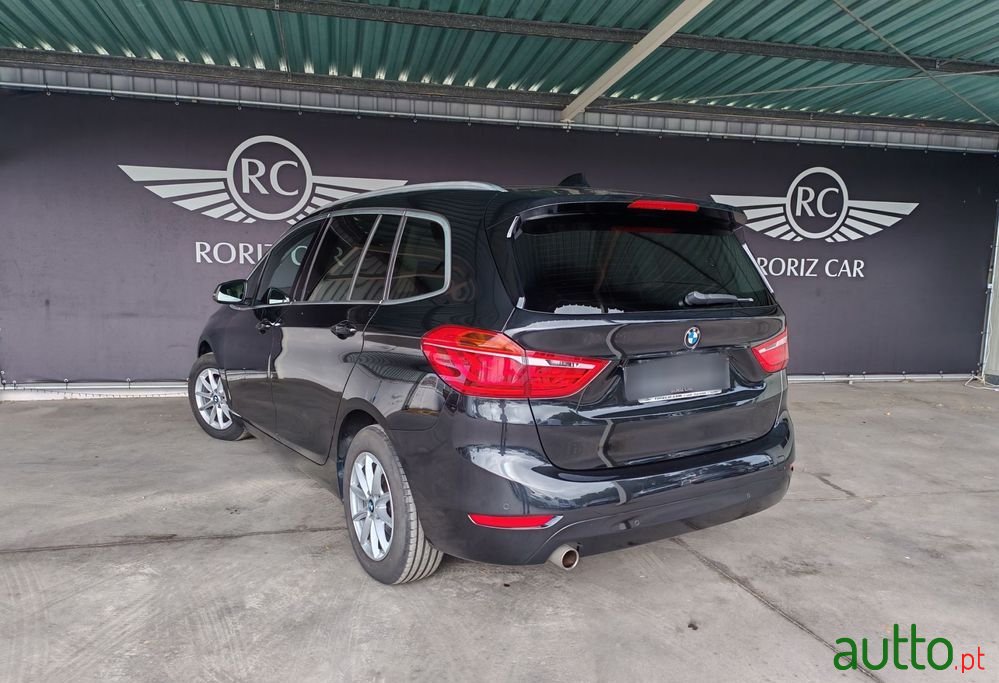 2021' BMW Série 2 D 7L Advantage Auto photo #6