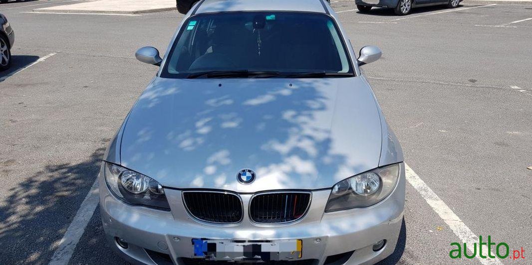 2007' BMW 118 photo #3