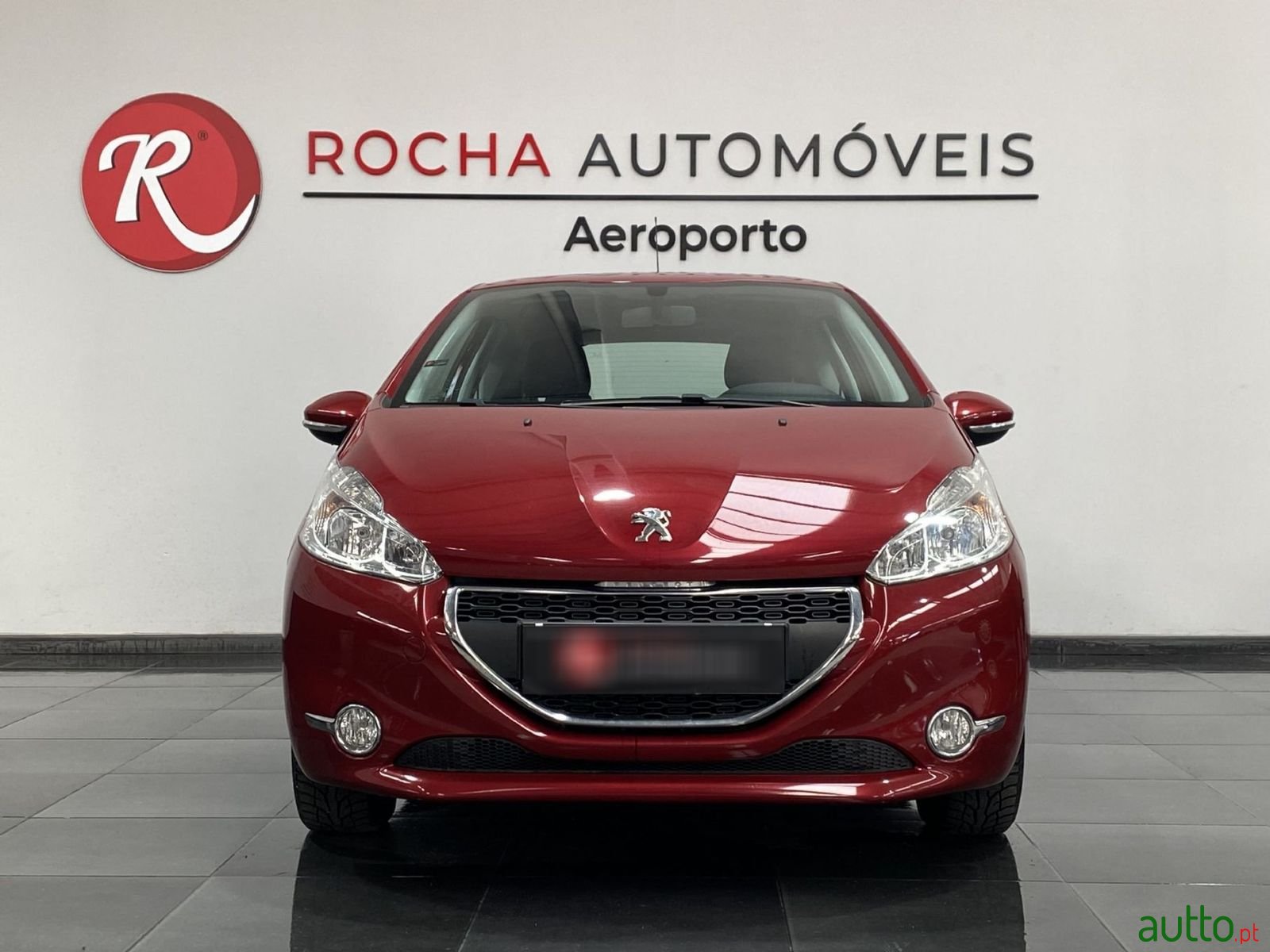 2013' Peugeot 208 photo #2