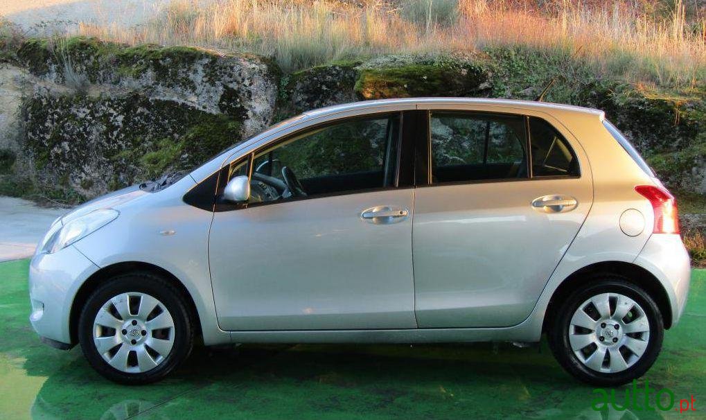 2006' Toyota Yaris 1.0 VVT-i Sol+AC photo #1