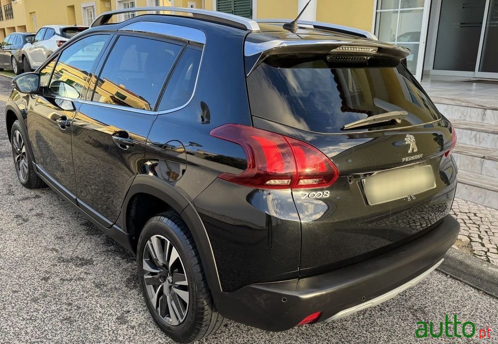 2018' Peugeot 2008 photo #4